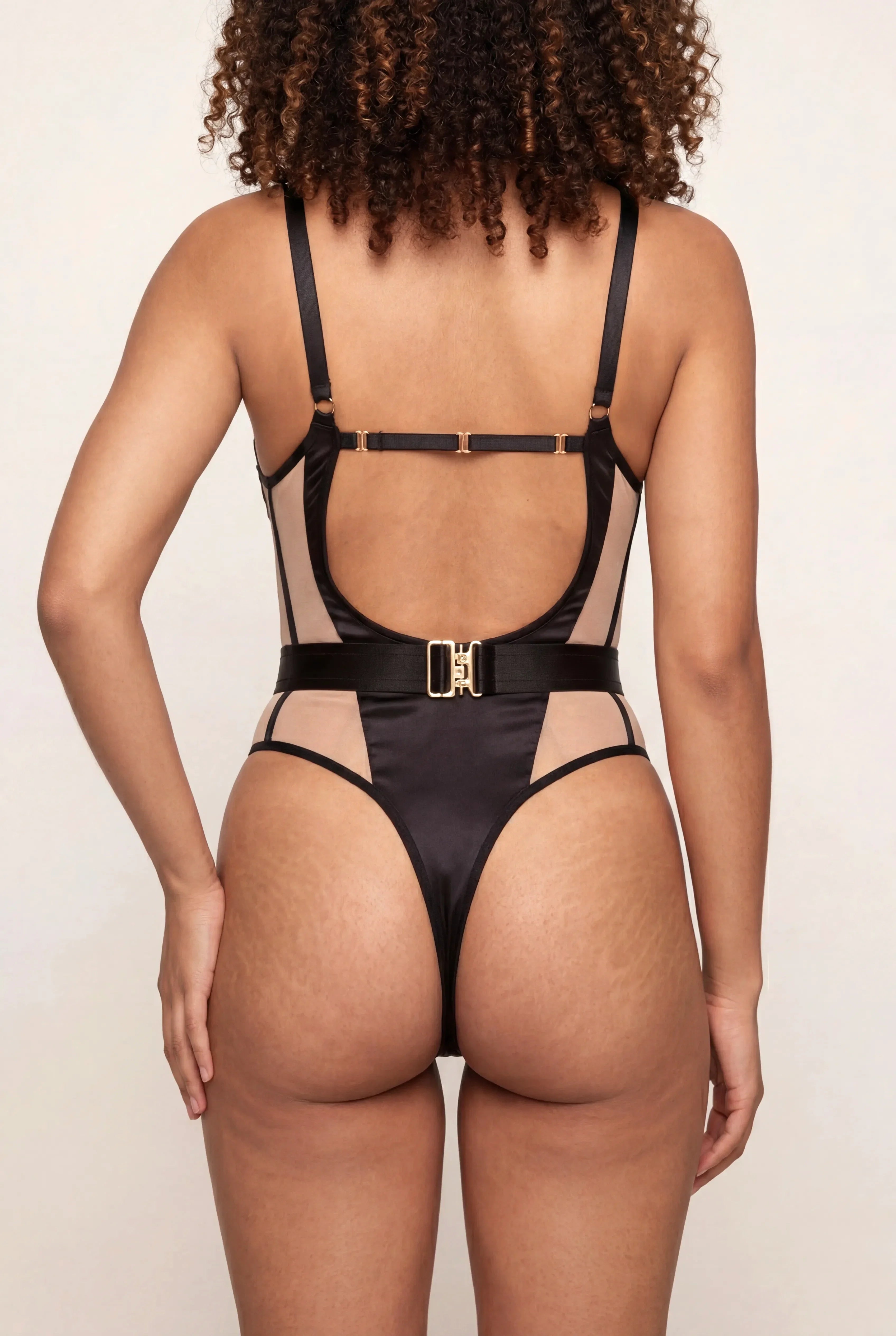 Body transparent effet corset – LUMINA Noir - NAKED Underwear - Mannequin debout dos
